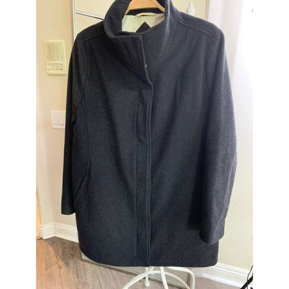 Pendleton Womens Wool Coat Charcoal Gray With Striped Lining Medium RX10348 EUC - Picture 2 of 15